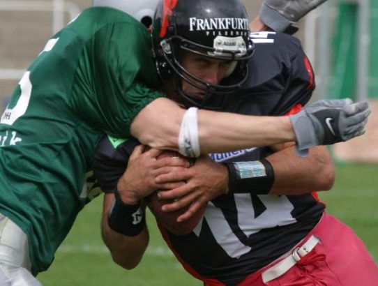 2004: Football in der alten Heimat